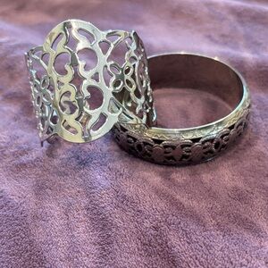 Elegant Silver Filigree Bracelet